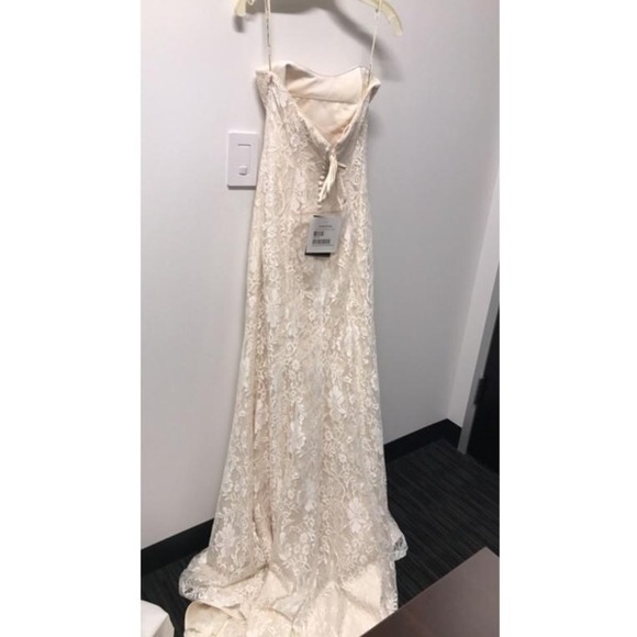 Maggie Sottero Dresses & Skirts - Maggie Sottero Size 6 Sample Wedding Dress